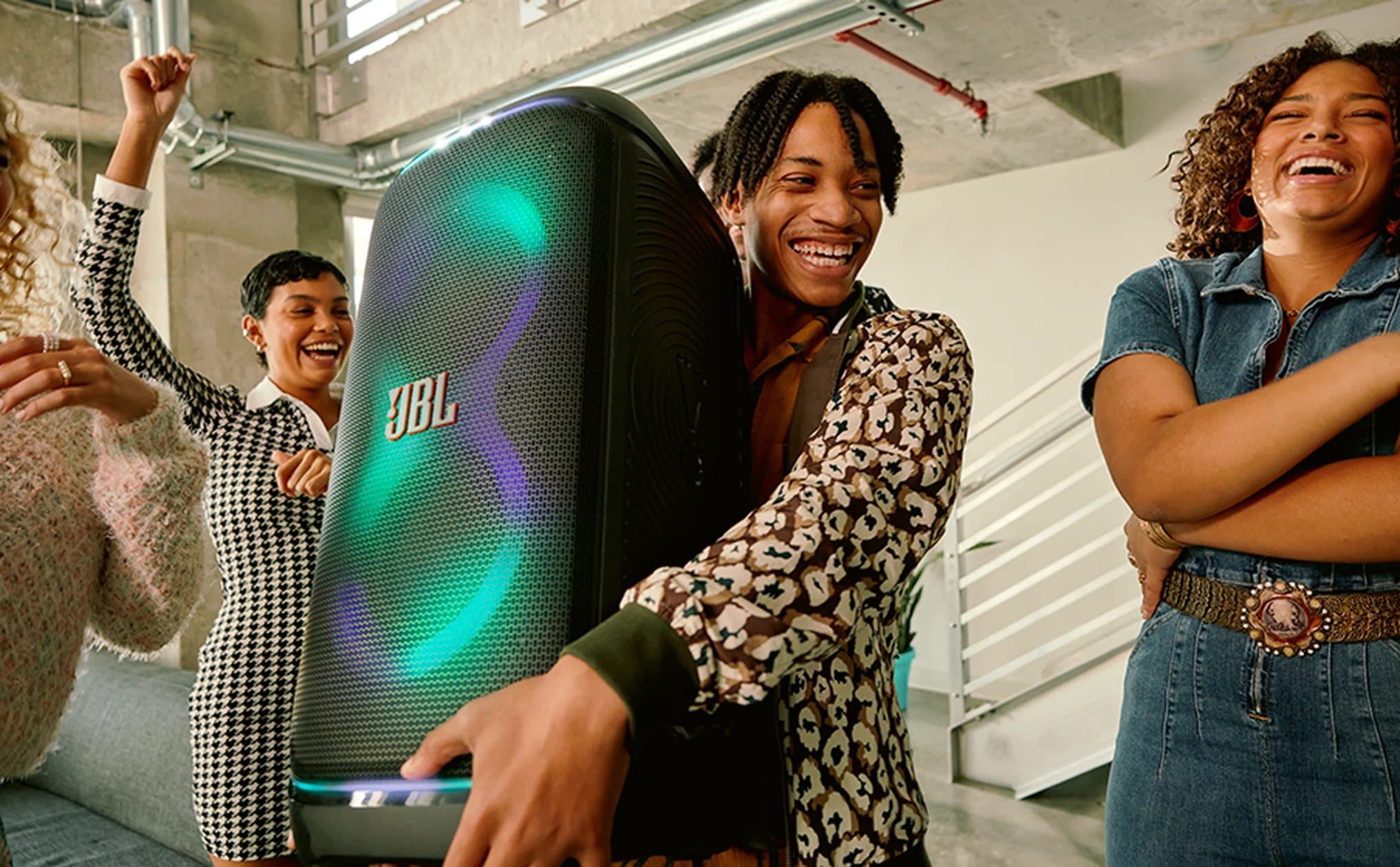 JBL PartyBox Stage 320 fiche technique